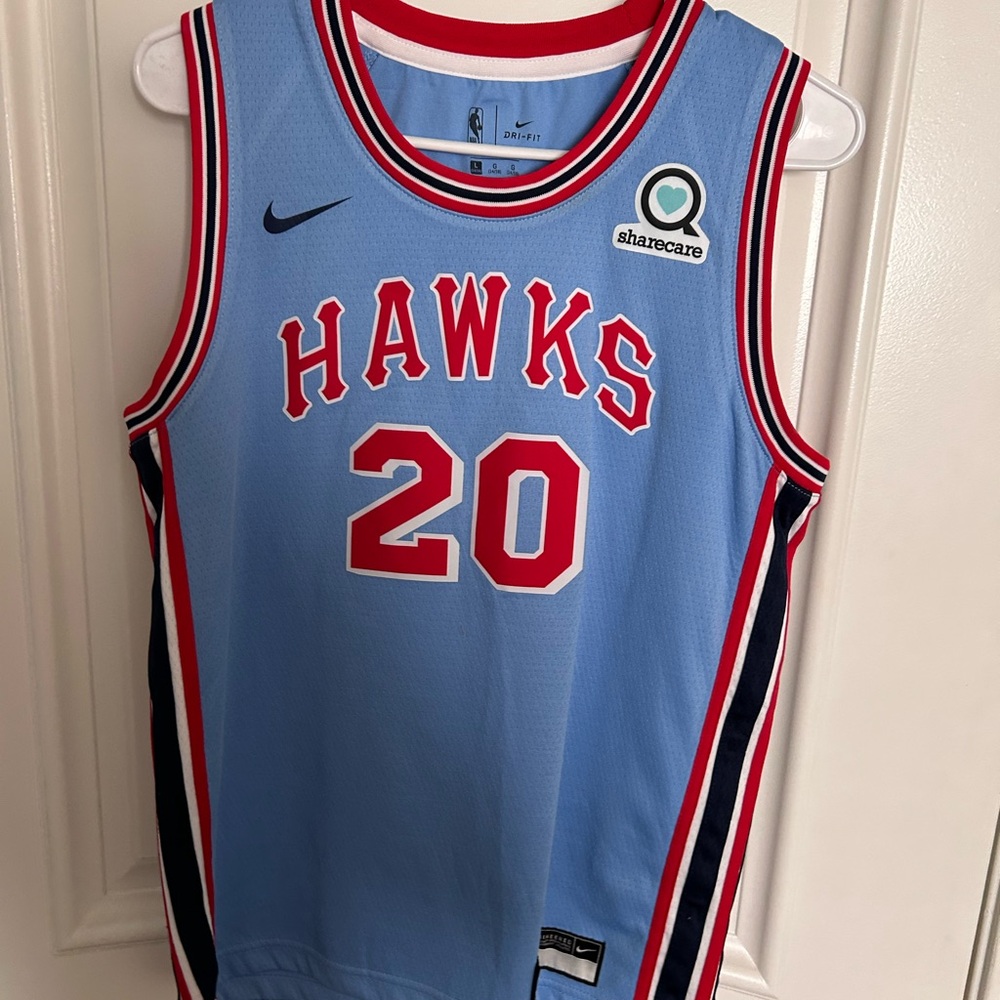 Atlanta hawks jersey